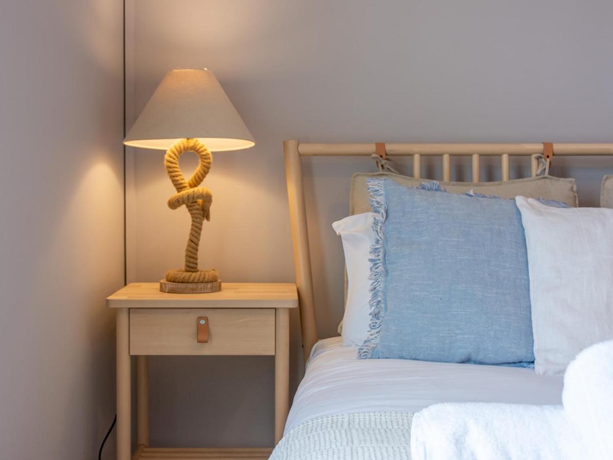 וויטסטייבל Pass The Keys 3 Bed Scandi Heaven Minutes From The Beach מראה חיצוני תמונה