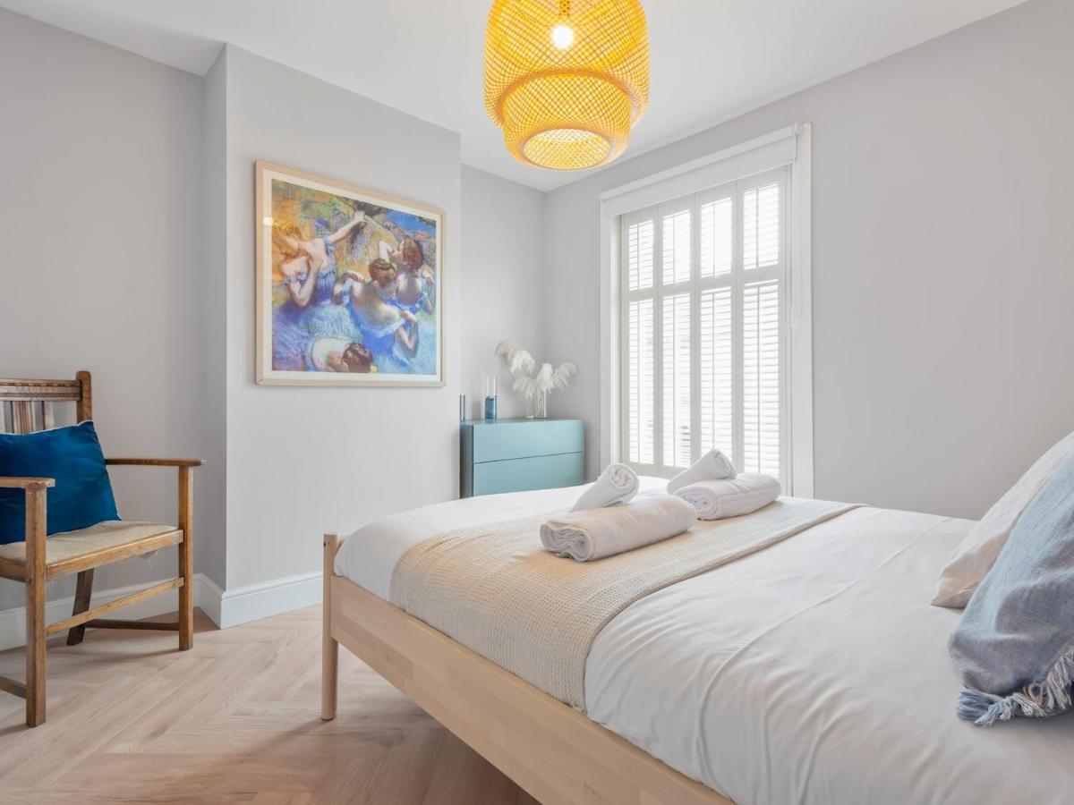 וויטסטייבל Pass The Keys 3 Bed Scandi Heaven Minutes From The Beach מראה חיצוני תמונה